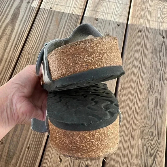 Birkenstock Gizeh Silver Sz 38 W 7 - Picture 3 of 11